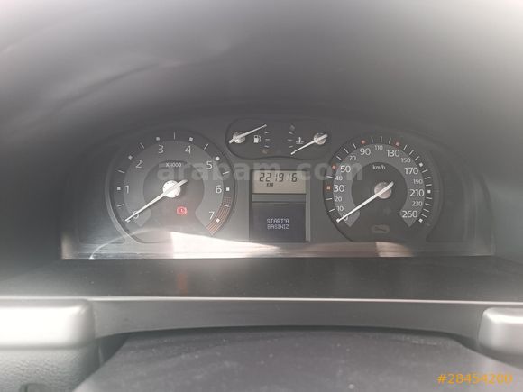 Galeriden Renault Laguna 1.6 Expression 2006 Model Eskişehir