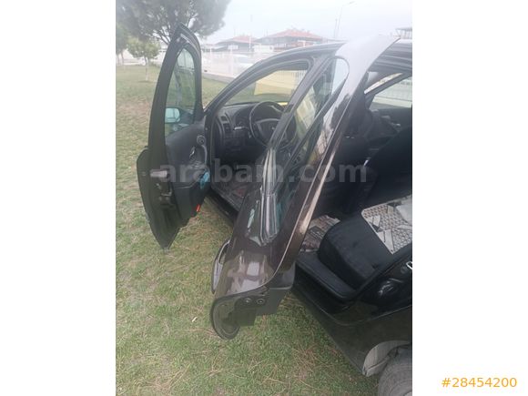 Galeriden Renault Laguna 1.6 Expression 2006 Model Eskişehir
