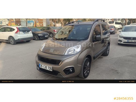 Sahibinden Orjinal Değişensiz Boyasız Fiat Fiorino Combi 1.4 Eko Premio 2023 Model