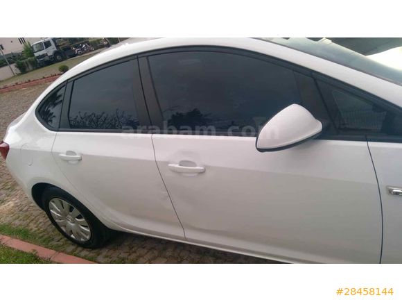 ACİL. Sahibinden Opel Astra 1.6 Edition 2015 Model