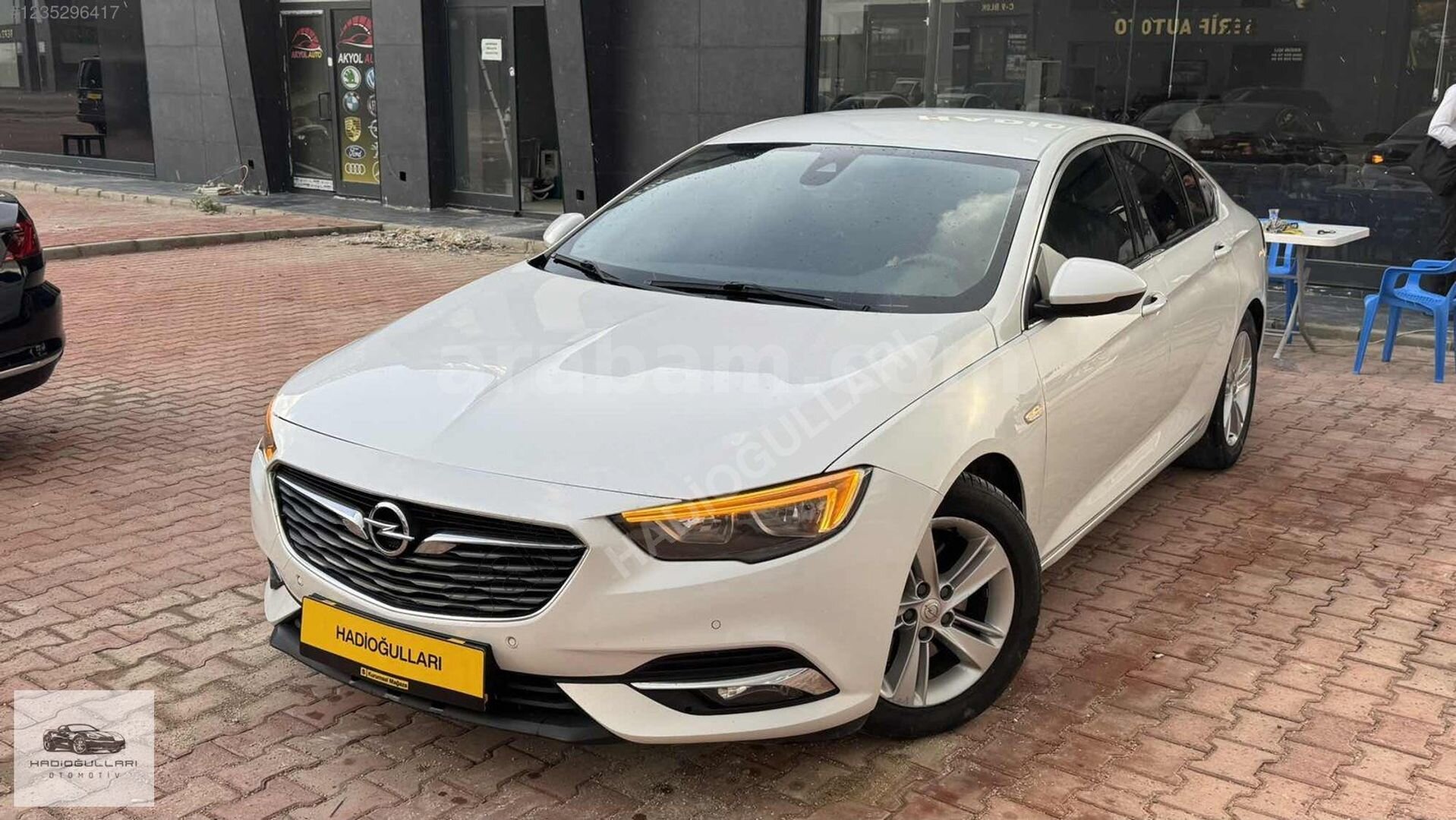 Galeriden Opel Insignia 1.6 CDTI Grand Sport Design 2018 Model Mardin 231.000 km Beyaz 1