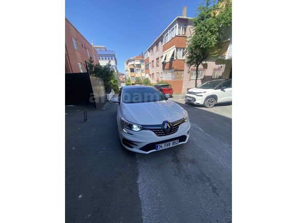 Sahibinden Renault Megane 1.3 TCe Joy 2022 Model 