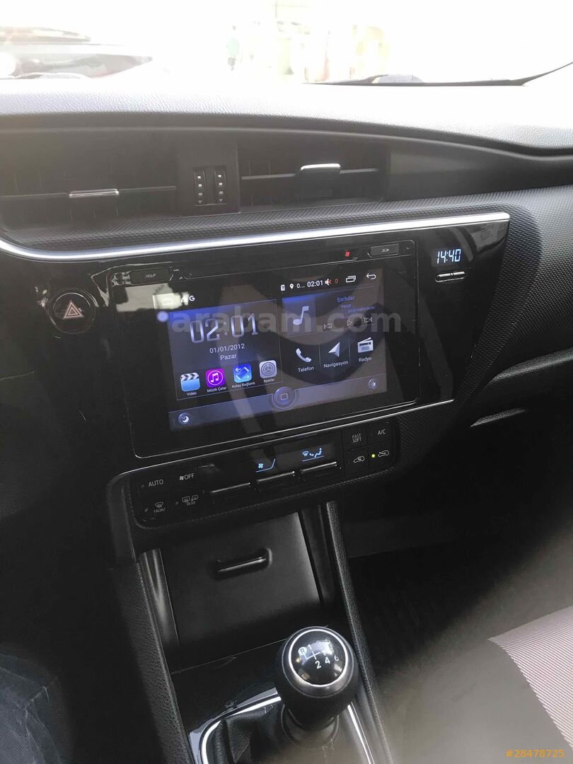 Sahibinden Toyota Auris 1.33 Life 2015 Model Kocaeli 133.000 km Beyaz 6