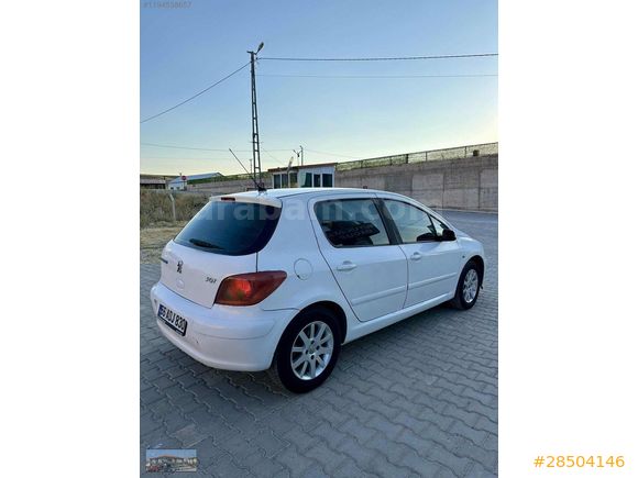 2004 PEUGEOUT 307