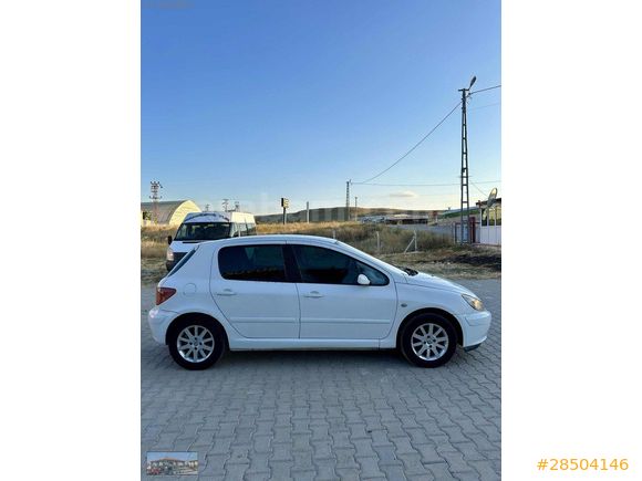 2004 PEUGEOUT 307