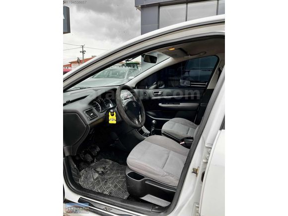 2004 PEUGEOUT 307