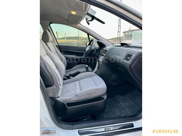 2004 PEUGEOUT 307