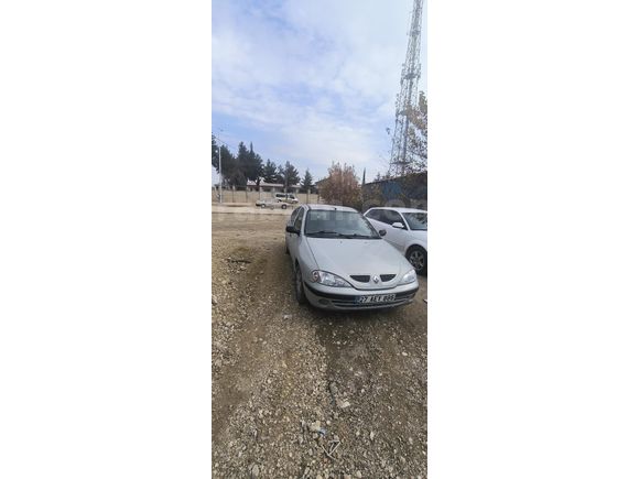 Sahibinden Renault Megane 1.4 RTA 2002 Model