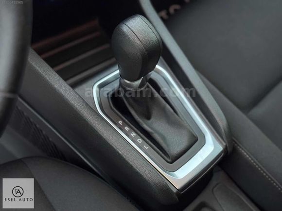 2022 RENAULT CLİO 1.0 TCe JOY GERİ GÖRÜŞ CAR PLAY 76.000 KM