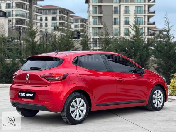 2022 RENAULT CLİO 1.0 TCe JOY GERİ GÖRÜŞ CAR PLAY 76.000 KM