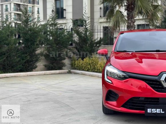 2022 RENAULT CLİO 1.0 TCe JOY GERİ GÖRÜŞ CAR PLAY 76.000 KM