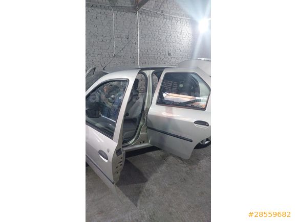 Sahibinden Dacia Logan 1.6 Laureate 2005 Model