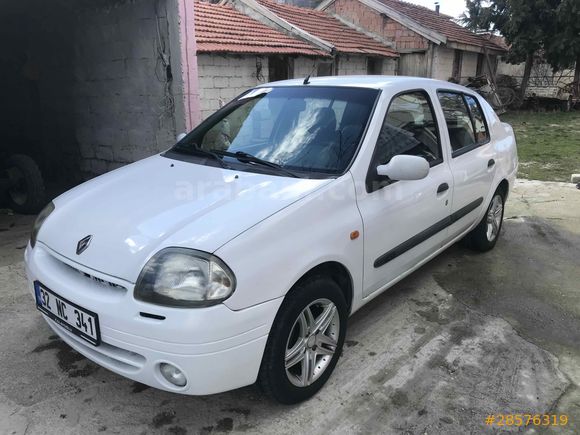 Sahibinden Renault Clio 1.4 RNA 2001 Model 
