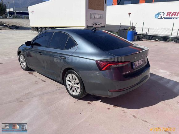 RAMAZAN'DAN 2021 MODEL SKODA OCTAVİA 1.0 E-TEC ELİTE HATASIZ