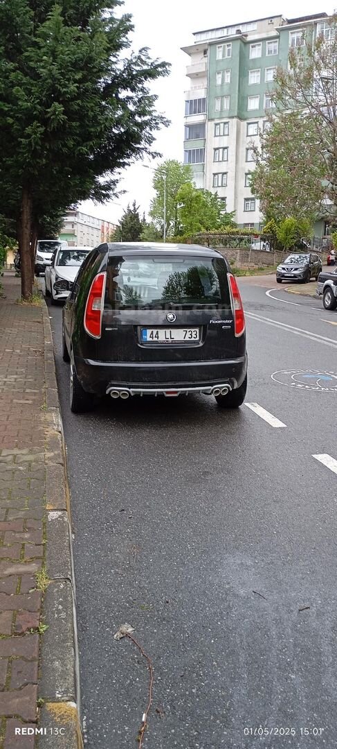 Sahibinden Skoda Roomster 1.2 Style 2008 Model İstanbul 150.000 km Siyah 7