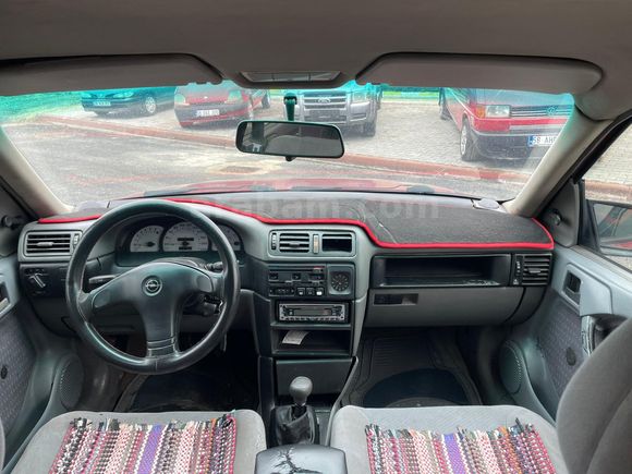 1993 MODEL OPEL VECTRA 2.0 GL MUAYENESİ YENİ