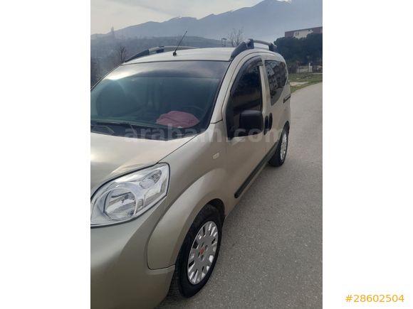 Sahibinden hususi otomobil ruhsatlı Fiat Fiorino Combi 1.3 Multijet Emotion 2011 Model
