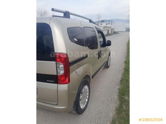 Sahibinden hususi otomobil ruhsatlı Fiat Fiorino Combi 1.3 Multijet Emotion 2011 Model