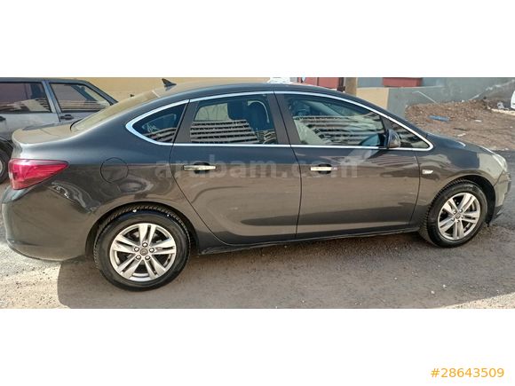 Sahibinden Acil satılık Opel Astra 1.4 T  2012 Model