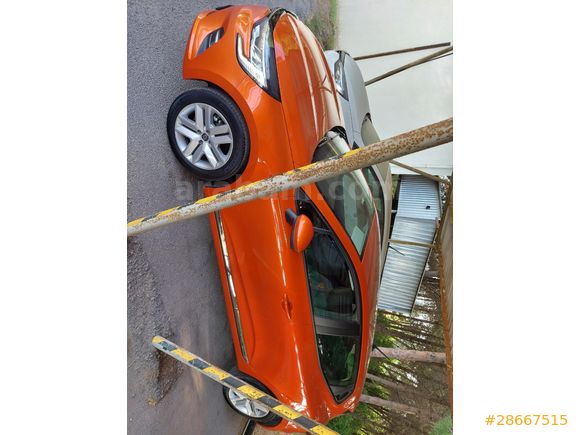 HATASIZ 8 BİN km 100 Beygir Renault Clio