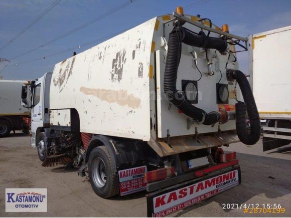 KASTAMONU OTOMOTİV'DEN YOL SÜPÜRME ROBOTU