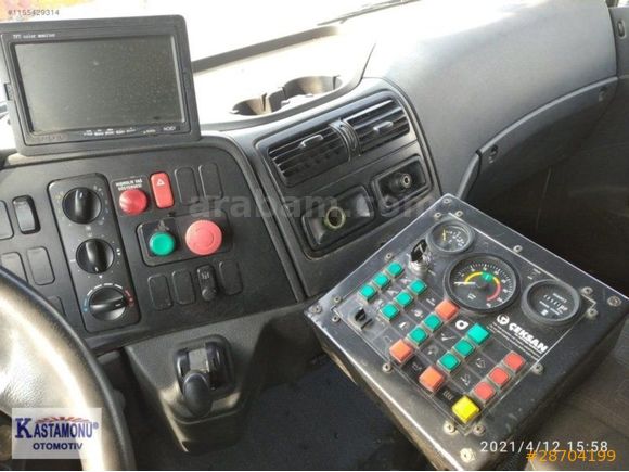 KASTAMONU OTOMOTİV'DEN YOL SÜPÜRME ROBOTU