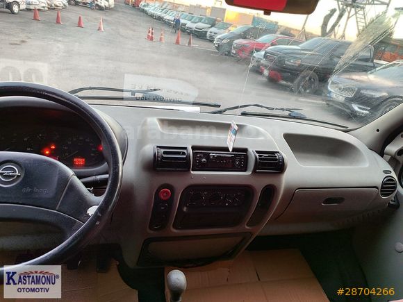 KASTAMONU OTOMOTİV'DEN 2004 MODEL MOVANO PANELVAN