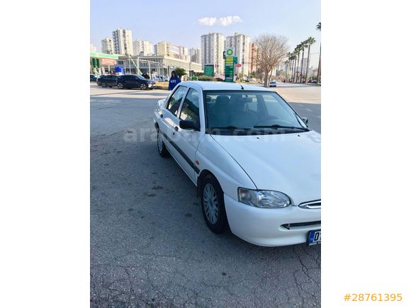 Sahibinden temiz FORT ESCORT