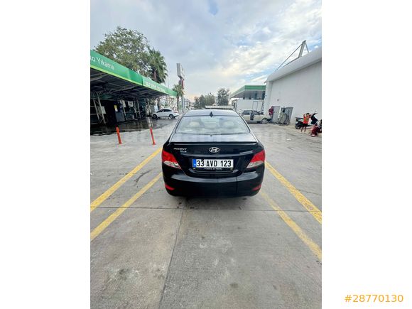 Sahibinden Hyundai Accent Blue 1.4 D-CVVT Mode Plus 2014 Model 