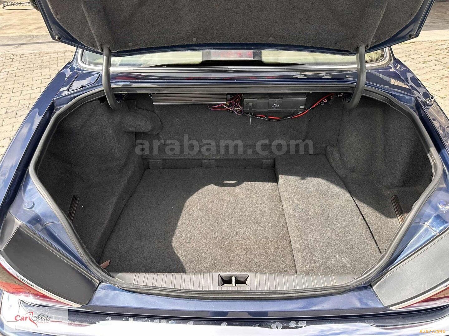 Galeriden Jaguar Sovereign 4.0 Long 1995 Model İstanbul 269.000 km Lacivert 4