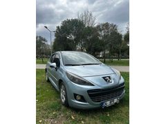 ARACIMIZ 2011model  207 1.4 HDİ  Active orjinal deyişensiz bakımkları yapılmış ekonomik