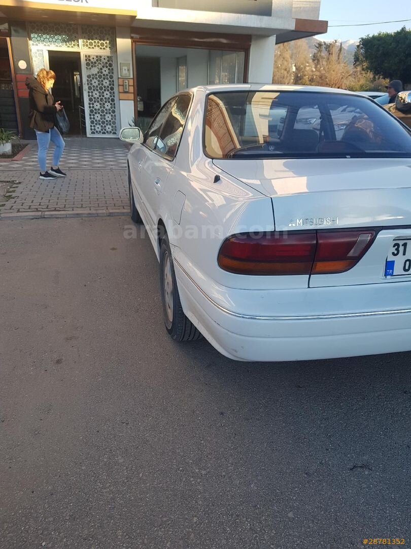 Galeriden Mitsubishi Diamante 1992 Model Hatay 210.000 km Beyaz 6