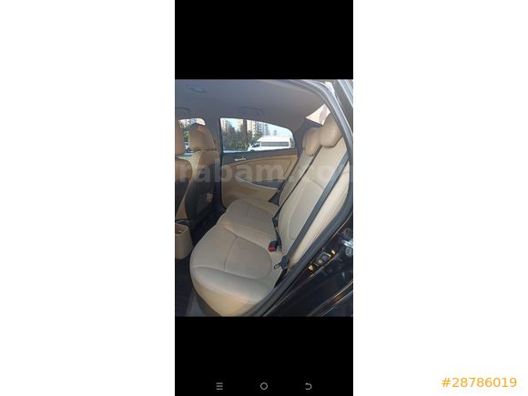 Sahibinden Hyundai Accent Blue 1.6 CRDI Mode 2012 Model