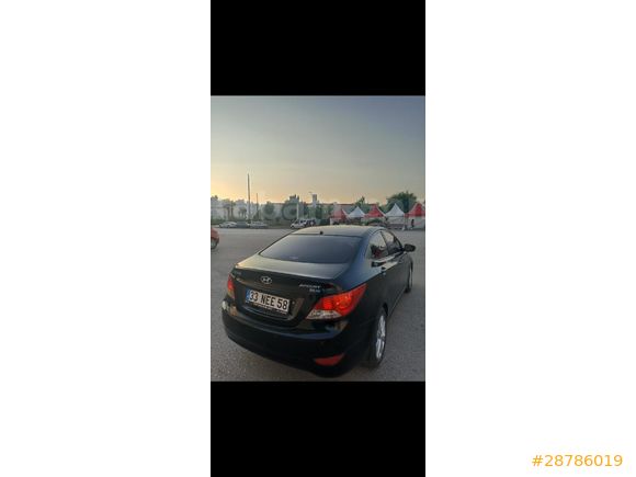 Sahibinden Hyundai Accent Blue 1.6 CRDI Mode 2012 Model