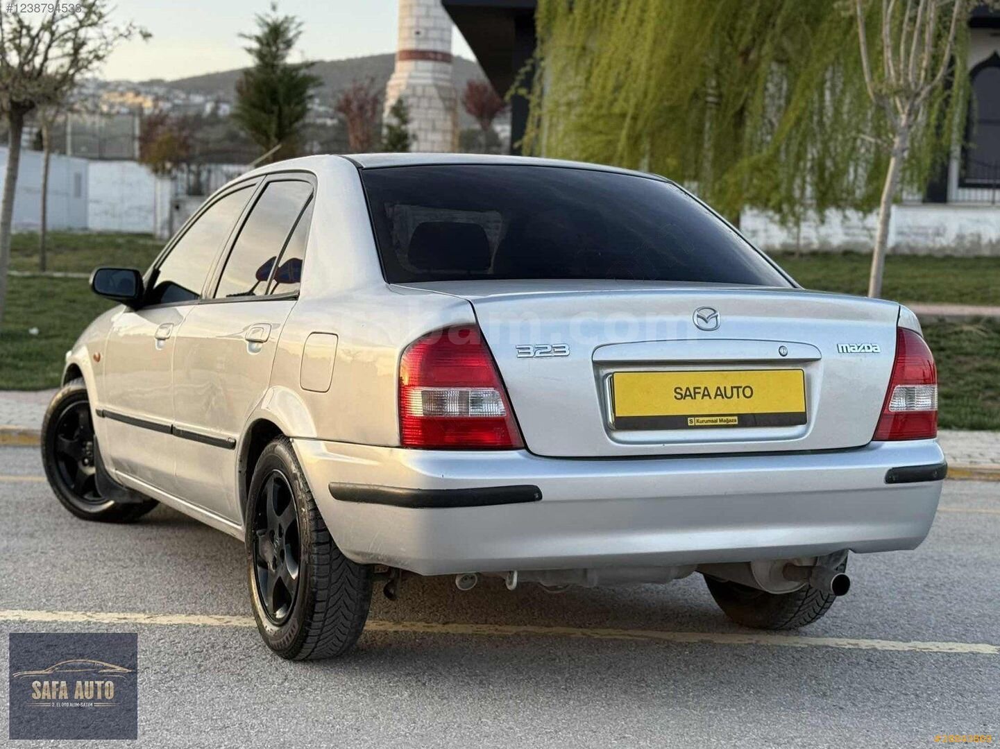 Galeriden Mazda 323 1.8 Familia 1999 Model Elazığ 430.000 km Gri 6