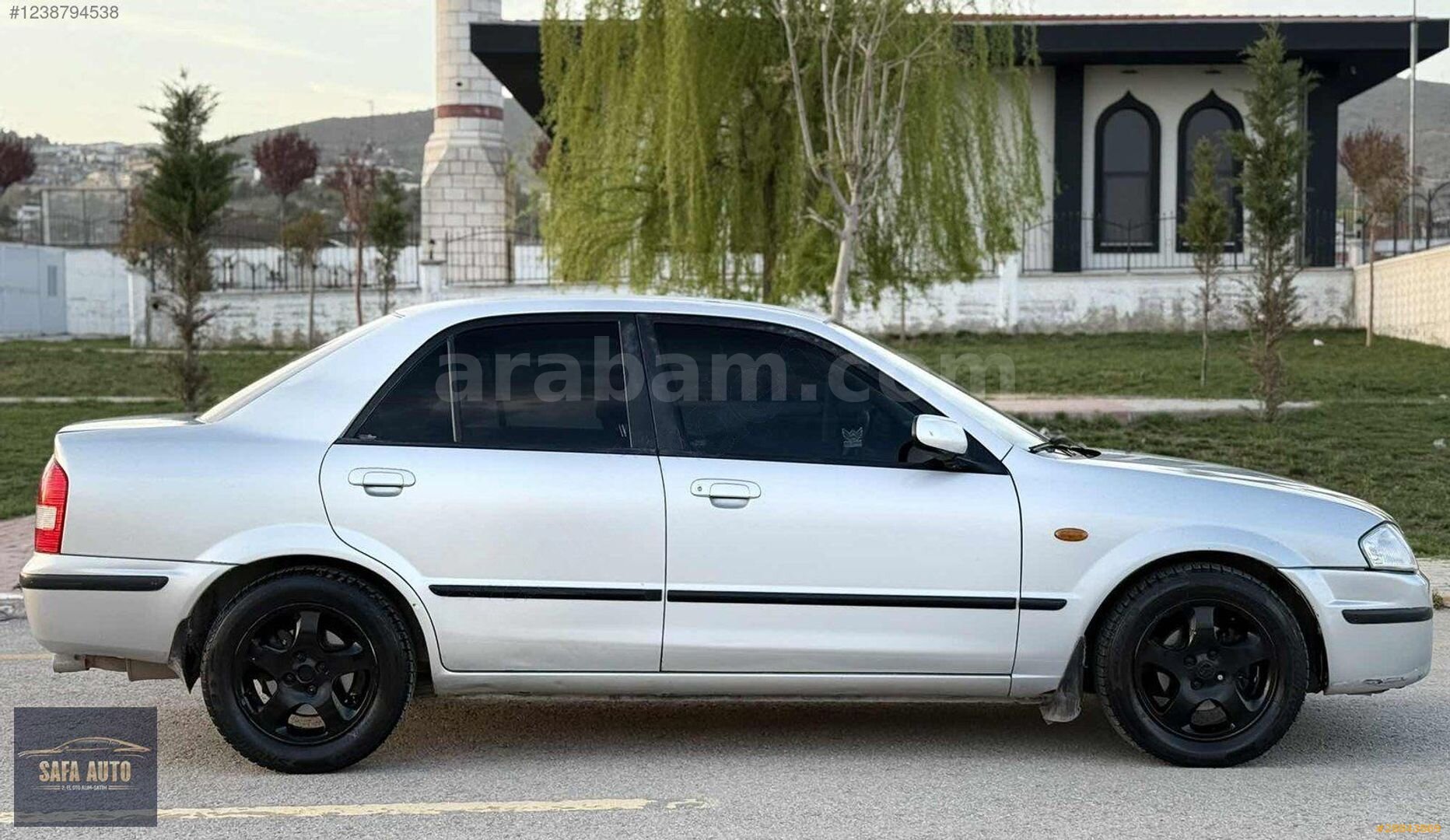Galeriden Mazda 323 1.8 Familia 1999 Model Elazığ 430.000 km Gri 2