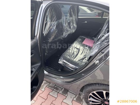 Sahibinden Fiat Egea 1.4 Fire Lounge 2025 Model 