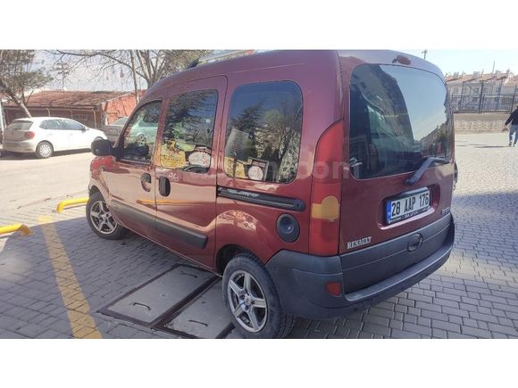 Sahibinden Renault Kangoo Multix 1.5 dCi Authentique 2005 Model