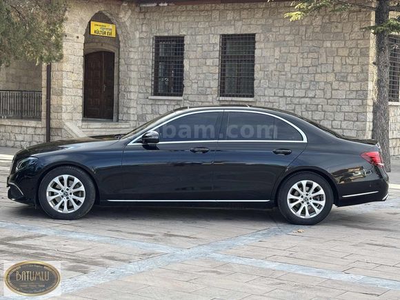 BATUMLU OTOMOTİV 2018 E220d 4MATİC COMMAND EKRAN EXCLUSİVE