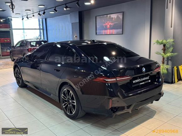 WORKS'dan HATASIZ 2024 5.20i İÇİ KIRMIZI M SPORT