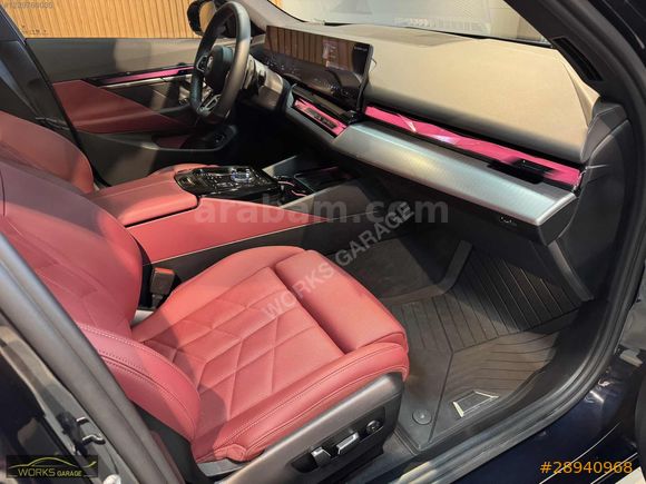 WORKS'dan HATASIZ 2024 5.20i İÇİ KIRMIZI M SPORT