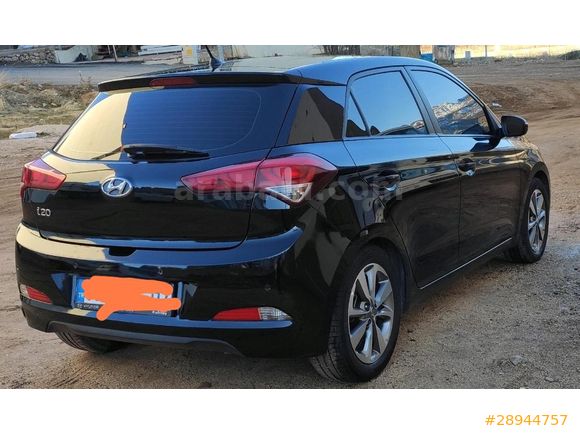 Sahibinden Hyundai i20 1.2 MPI Style 2014 Model