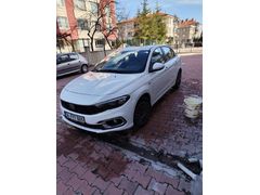 SERVİS BAKiMLİGARANTİSİ DEVAM EDİYOR FİAT EGEA 1.6 Multijet Easy plus OTOMATİK 2022 Model45500 km de bakımları vizesi yeni
