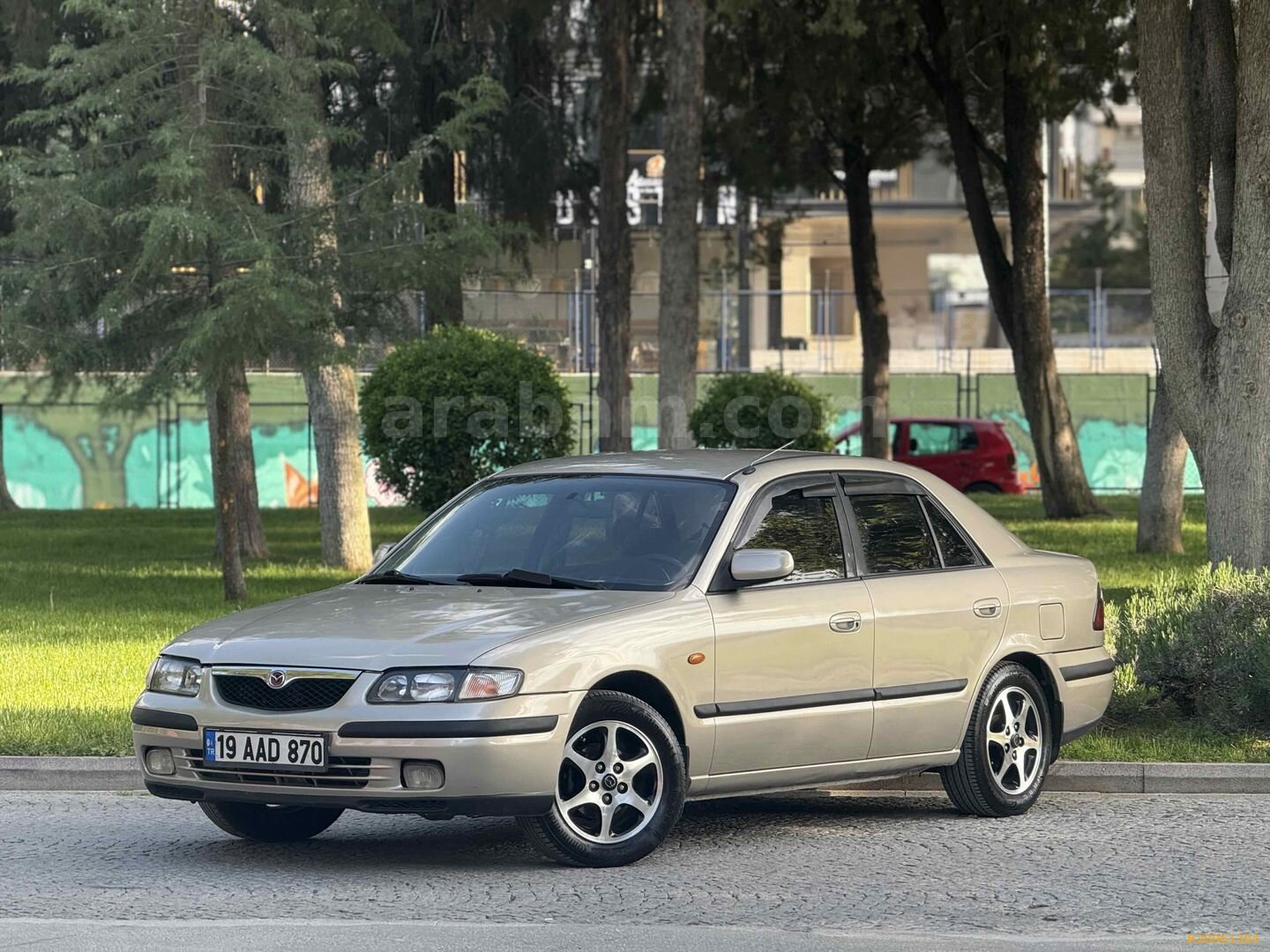 Galeriden Mazda 626 2.0 GT 2001 Model Denizli 380.000 km Şampanya 1