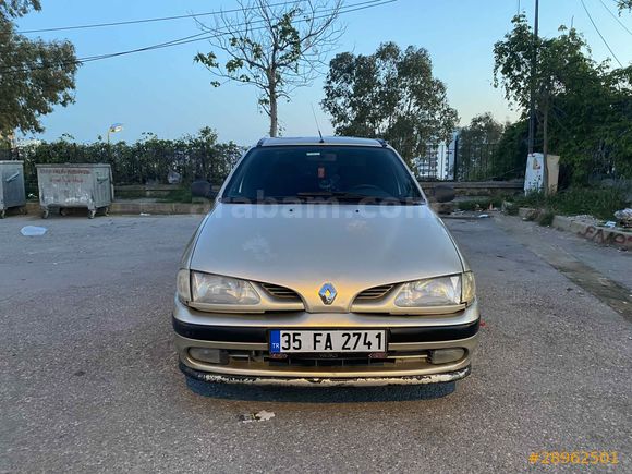 Sahibinden Renault Megane 2.0 RXT 1999 Model 