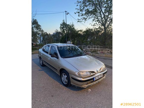 Sahibinden Renault Megane 2.0 RXT 1999 Model 