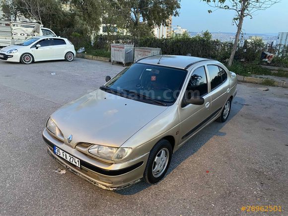 Sahibinden Renault Megane 2.0 RXT 1999 Model 