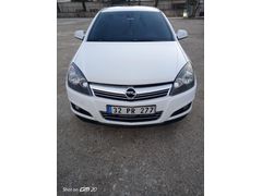 Değişensiz Opel Astra 1.6 Essentia Konfor 2013 Model