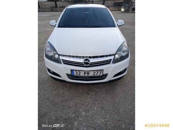 Değişensiz Opel Astra 1.6 Essentia Konfor 2013 Model