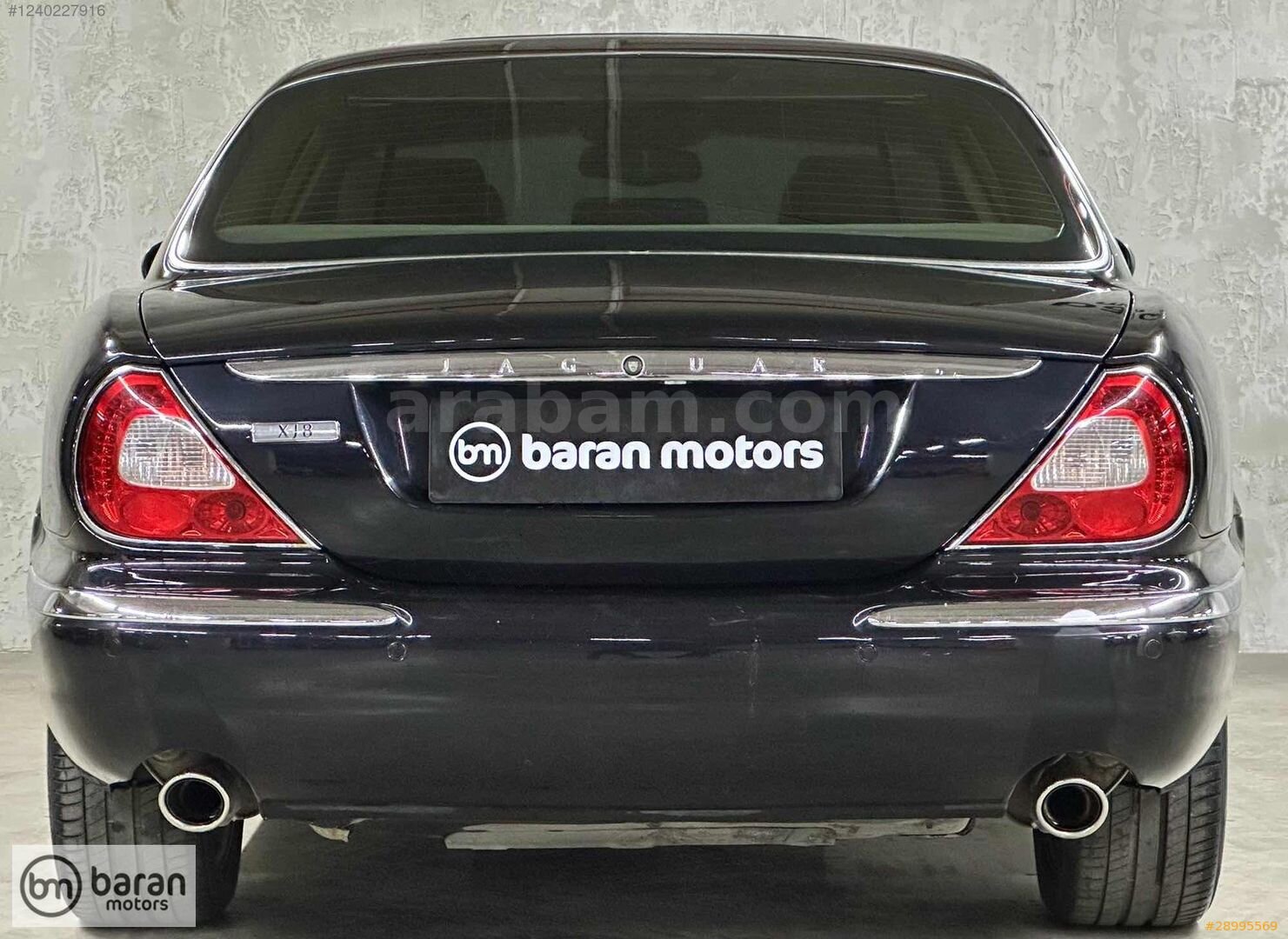 Galeriden Jaguar XJ XJ8 4.2 2003 Model İstanbul 201.860 km Siyah 4